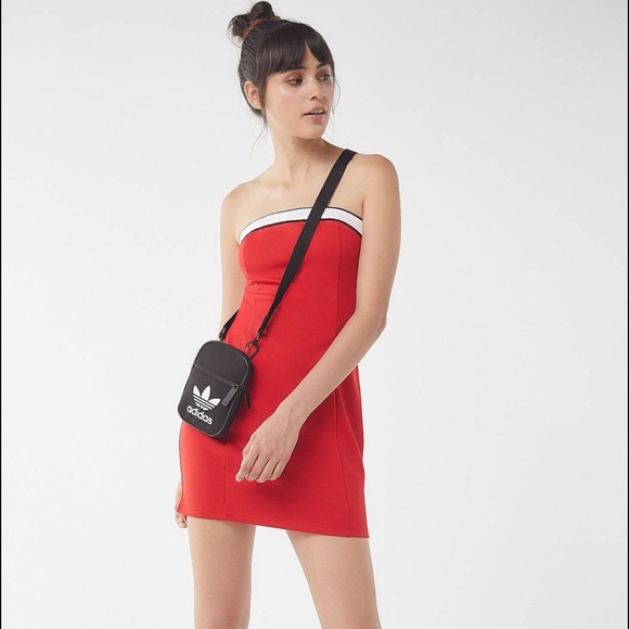 Urban Outfitters Dresses & Skirts - NWT Urban Outfitters Colorblock Mini Dress